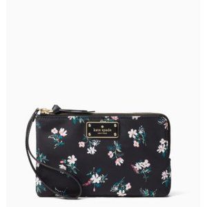 Kate Spade Wilson Road Leoni Wristlet Floral (NWT)